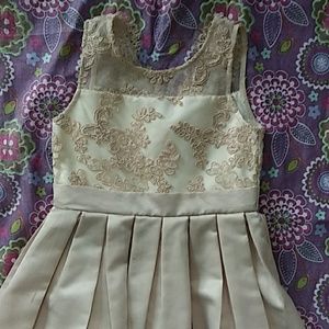 Little girl formal dress size 4